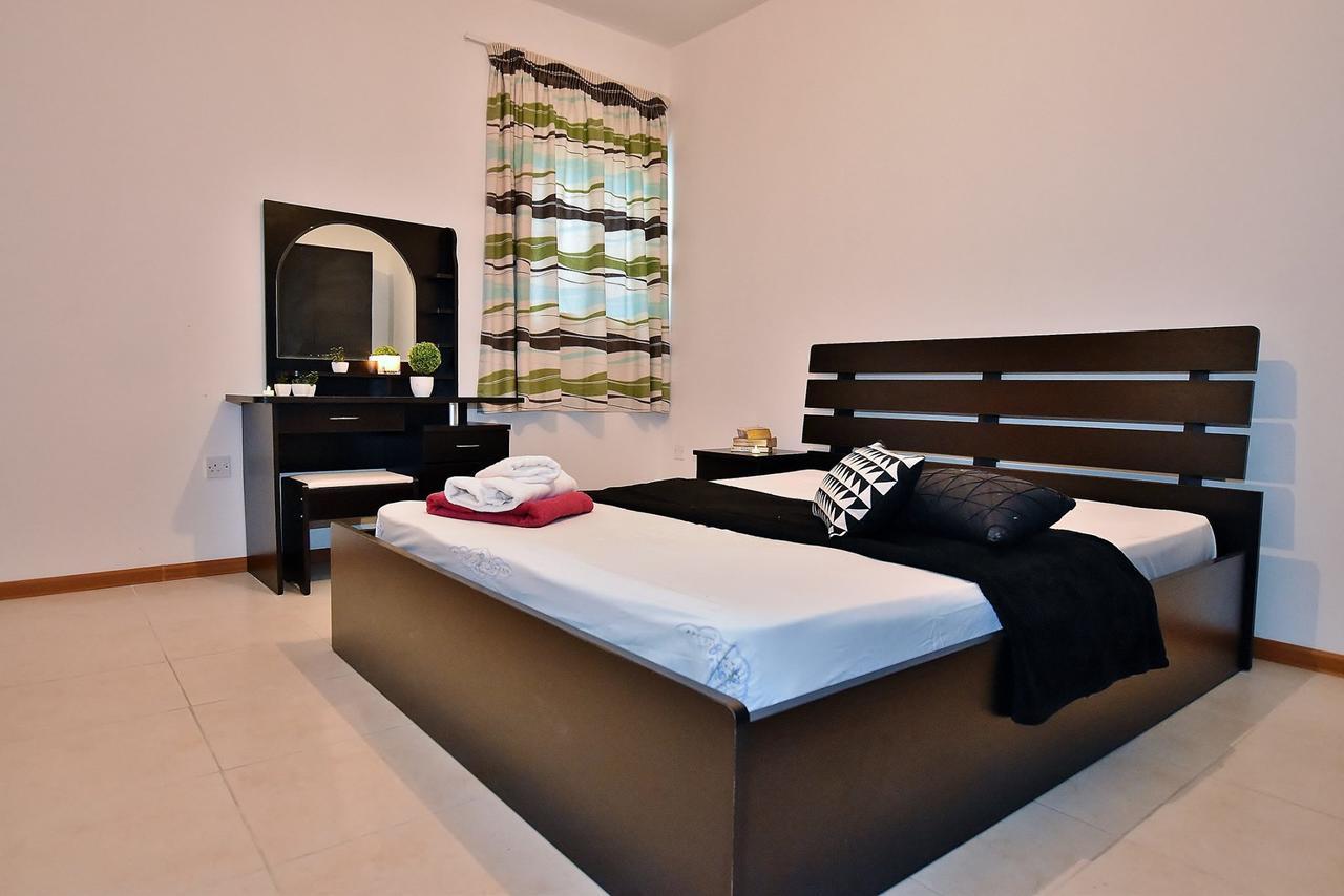Three Bedroom Apartment Manikata Buitenkant foto